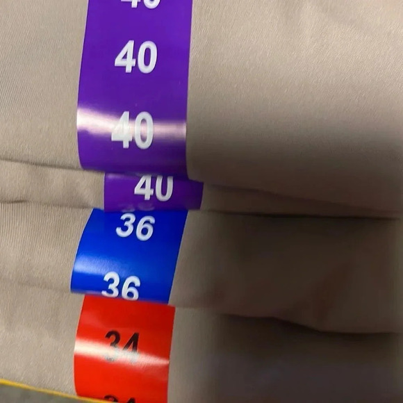 Kirkland Signature Men's Performance Short - Picture 6 of 6